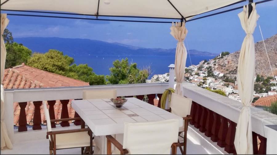 (For Sale) Residential Maisonette || Piraias/Hydra - 145 Sq.m, 500.000€ 