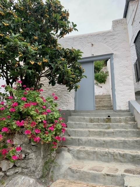 (For Sale) Residential Detached house || Piraias/Hydra - 110 Sq.m, 3 Bedrooms 